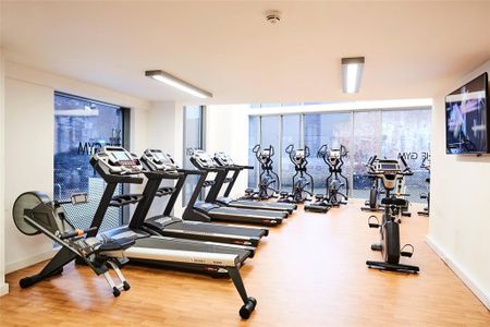 1 bedroom property to rent - Photo 4