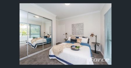 Easy Care Ground Floor Apartment Living - Photo 4