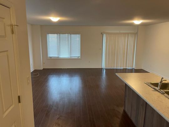 For Lease - 73 Brennan Crescent, Loyalist, Ontario - Photo 1