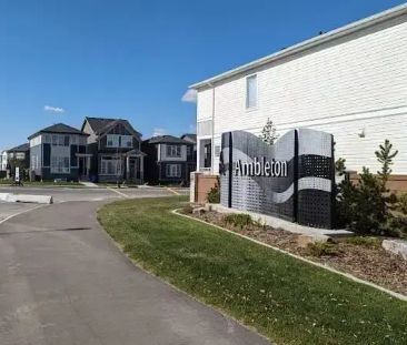 2023 Built legal basement suite, corner house with lots of sunshine... - Photo 1