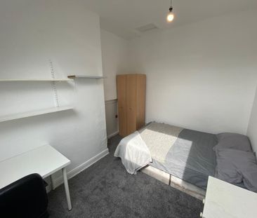 3 bedroom house share to rent - Photo 2