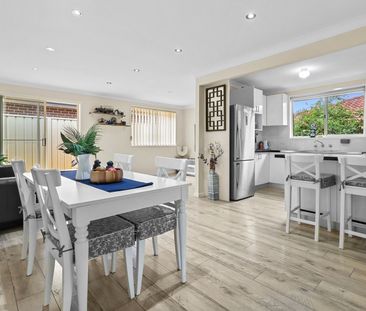 SINGLE LEVEL HOME - Photo 2