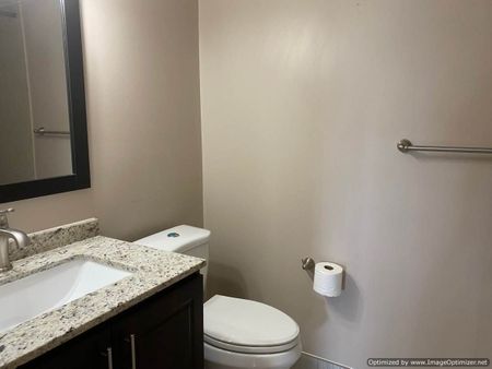For Lease - 25 Agnes Street Unit# 302, Mississauga, Ontario - Photo 4