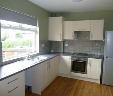 2 Bed Terraced House, Annesley Road, S8 - Photo 1