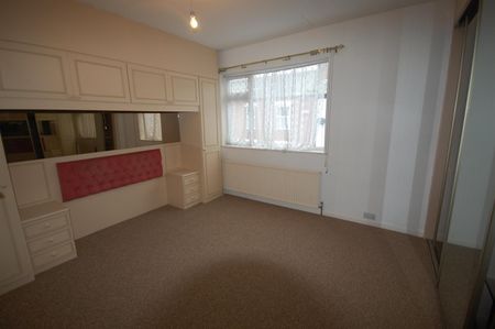 24 Axholme Street, Goole - Photo 5