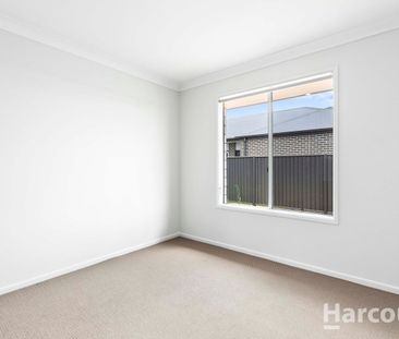 21 Sapphire Avenue, Kawungan, Qld 4655 - Photo 4