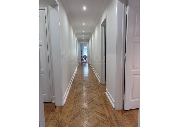 Apartamento T5 em Lisboa