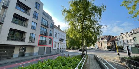 Appartement te huur in Kortrijk voor € 635 met 1 slaapkamer - Photo 2