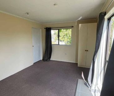 Otara, 2 Bedrooms - Photo 4