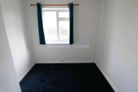 Halsend, Hayes, UB3 - Photo 2