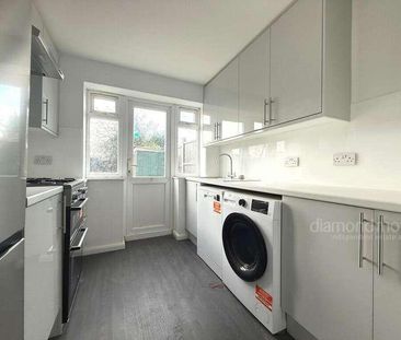 Brabazon Road, Hounslow, TW5 - Photo 4