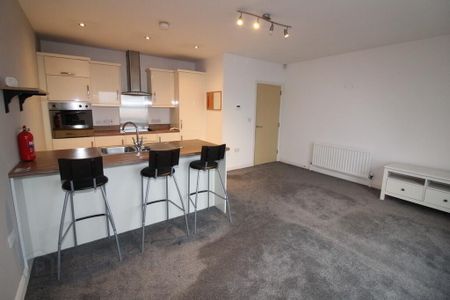 31 Loughshore Courtyard, Newtownabbey, BT37 0ZS - Photo 3