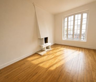 Location Appartement 3 pièces 56m² ST MAUR DES FOSSES 94210 - Photo 2