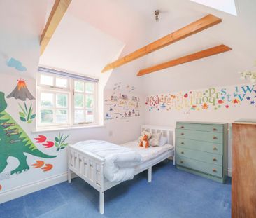 4 bedroom detached house to rent - Photo 4