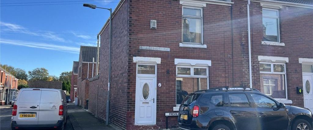 2 bedroom house to rent - Photo 1