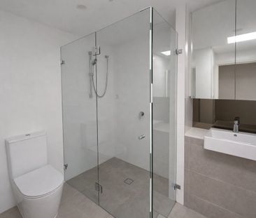 Three bedroom apartment in Rosebery - Photo 5