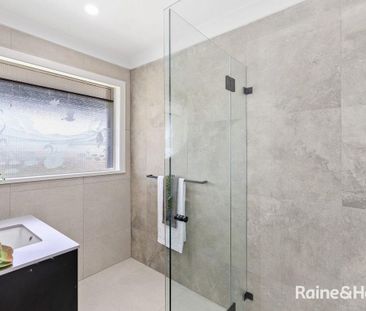 Immaculate 3 bedroom home - Photo 1