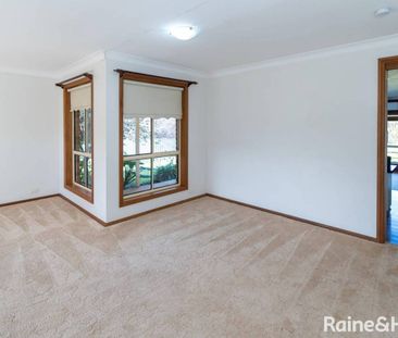 Family-friendly home in great location - Photo 1