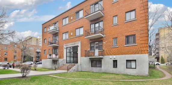2 CH - 1 SDB - Montréal - $1,949 /mo - Photo 2