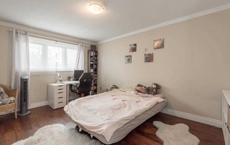 For Lease - 115 Antigua Road, Mississauga, Ontario - Photo 5