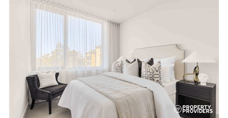 Spacious open-plan living, three beautifully appointed bedrooms, and seamless indoor–outdoor flow create an elegant retreat for discerning travelers - Photo 5