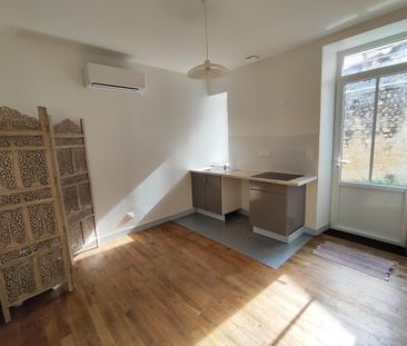 Location Appartement 2 pièces 33m² POITIERS 86000 - Photo 1