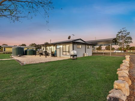 87 Brightview Road, Lockrose QLD 4342 - House For Rent | Domain - Photo 4