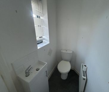 3 bedroom house to rent - Photo 6