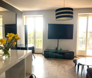 APPARTAMENTO 2.5 LOCALI CON MERAVIGLIOSA VISTA LAGO - Photo 2