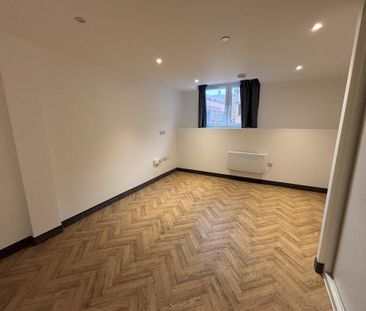 Studio to rent - Photo 4