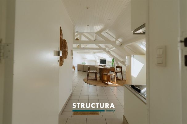 Bemeubelde loft op centrale ligging - Photo 1