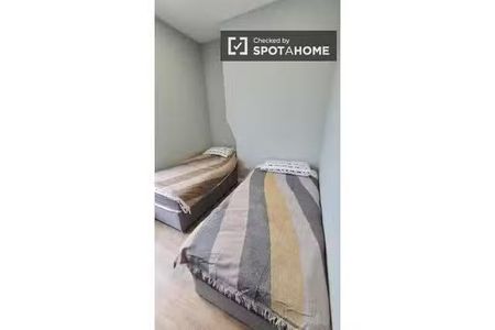 Private ensuite room to rent in Drumcondra, Dublin - Photo 3