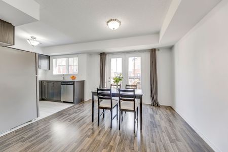 For Lease - 2504 Post Road Unit# 17, Oakville, Ontario - Photo 2