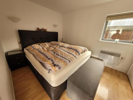 2 bedroom apartment to rent - Photo 5