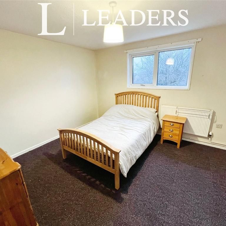 1 bedroom in a house share to rent - Photo 1