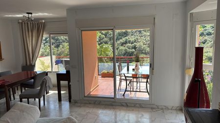 Semi-Detached House · Estepona - Photo 4