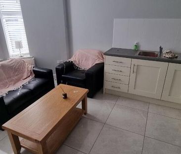 Apt 1, 23 Fitzroy Avenue, Belfast, BT7 1HS - Photo 3