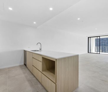 1405/6-8 Sickle Avenue, Hope Island. - Photo 4