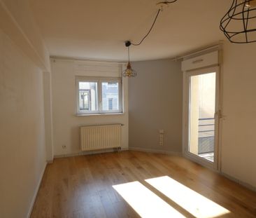 Location Appartement 3 pièces 68m² STRASBOURG 67000 - Photo 2