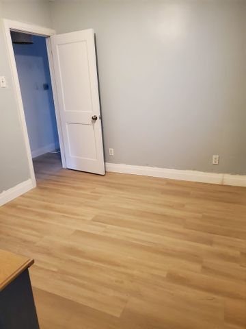 For Lease - 27 Lambton Avenue, Toronto, Ontario - Photo 4