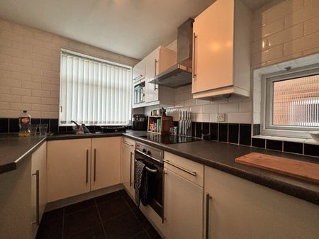 Leigh Court, Leigh Road, WS4, Walsall - Photo 4