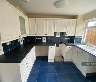 3 bedroom terraced house to rent - Photo 6