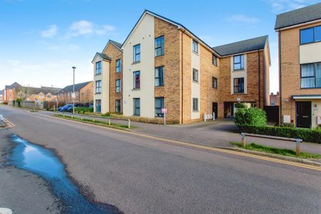 Peterborough - Photo 2