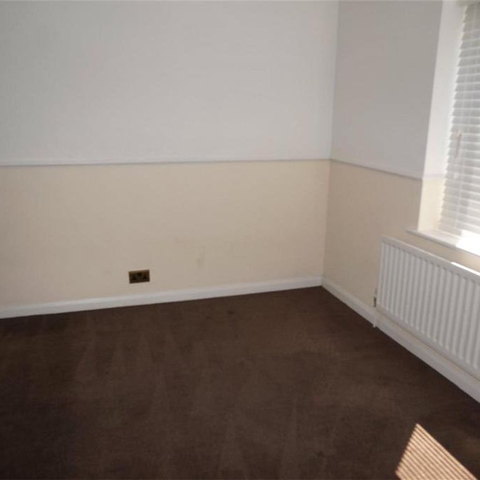 2 bedroom maisonette to rent - Photo 1