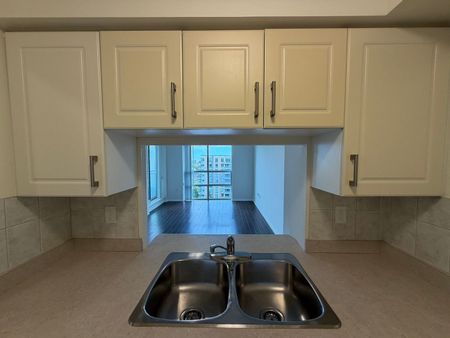 For Lease - 1 Pemberton Avenue Unit# 1205, Toronto, Ontario - Photo 5