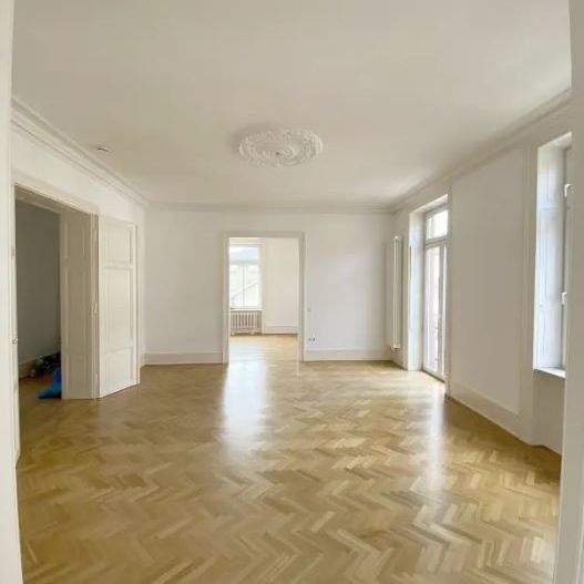 12 Monate Aufenthalt- Altbauetage in einer 4-Parteien-Villa im Dambachtal - Photo 1