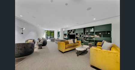 Luxury Living in Caulfield Village - Photo 3