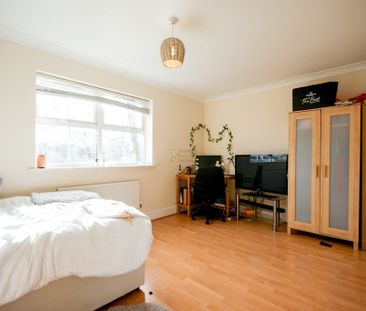 7 Brookvale Mews - Photo 1
