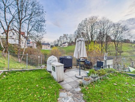 Grosszügiges 7.5-Zimmer Duplexhaus mit Garten in Niederteufen - Photo 2