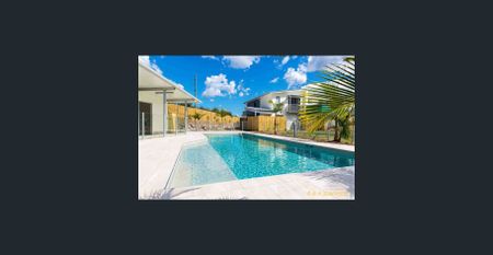 Luxury 3 bedroom townhouse in Buderim - Photo 2